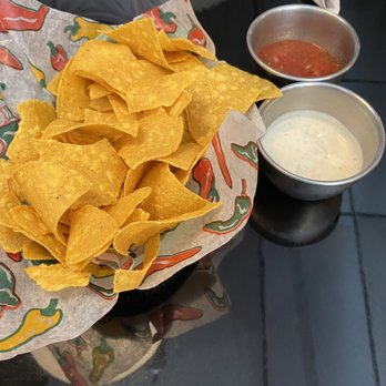 Los Dos Amigos - Sweet creamy salsa with traditional salsa and chips - Mexican Near Me - Bowling Green, Virginia Los Dos Amigos - Sweet creamy salsa with traditional salsa and chips - Mexican Near Me - Bowling Green, Virginia