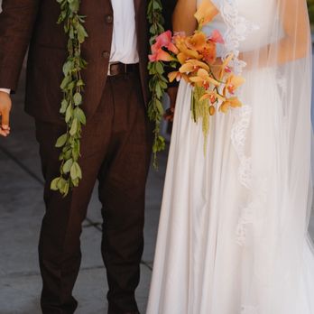 Bloomies Florist - Florists Near Me - Newhall, California Bloomies Florist - Florists Near Me - Newhall, California