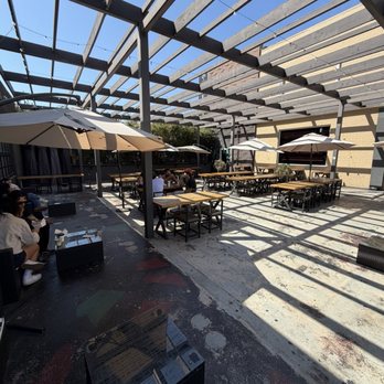 MEMORYLOOK - Plenty of outdoor seating! - Coffee & Tea Near Me - Los Angeles, California MEMORYLOOK - Plenty of outdoor seating! - Coffee & Tea Near Me - Los Angeles, California