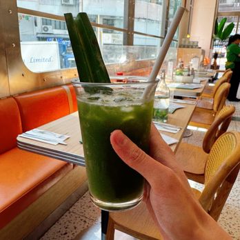Green Waffle Diner - Pandan Refresher - American Near Me - Hong Kong, HK Green Waffle Diner - Pandan Refresher - American Near Me - Hong Kong, HK