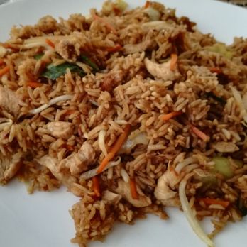 Panda Express - Nr. 19 -  - Gebratener Reis mit Hühnchen und Gemüse (5,50€) - Food Delivery Services Near Me - Frankfurt, HE