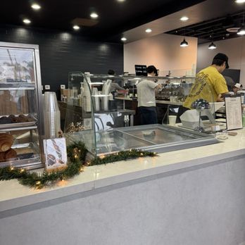 Holos Coffee - Gelato minimal flavors - Coffee & Tea Near Me - Artesia, California
