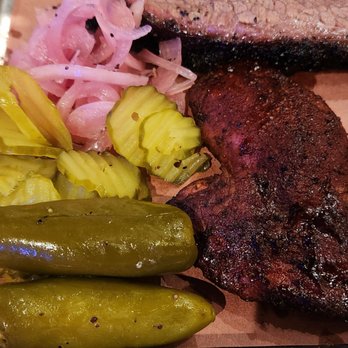 Pinkerton's Barbecue - Boneless Chicken Thigh, pickled onions, pickles, pickled jalapeños. - Barbeque Near Me - San Antonio, Texas Pinkerton's Barbecue - Boneless Chicken Thigh, pickled onions, pickles, pickled jalapeños. - Barbeque Near Me - San Antonio, Texas
