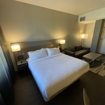 AC Hotel Grand Rapids Downtown - Upgraded room using suite night award - Hotels Near Me - Grand Rapids, Michigan