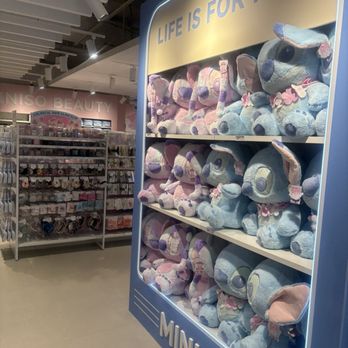 Miniso - Discount Store Near Me - Toronto, Ontario
