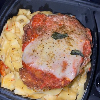 Scaddabush - Chicken parm - Italian Near Me - Toronto, Ontario