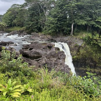 Rainbow Falls - Parks Near Me - Hilo, Hawaii