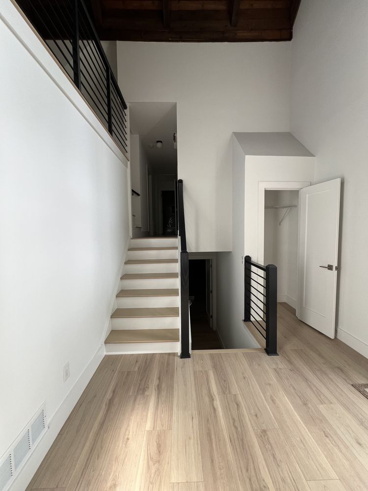 Slide of Romeros Quality Construction