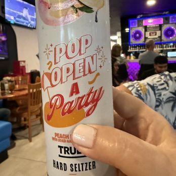 Throwback Tavern - Burgers Near Me - Pembroke Pines, Florida