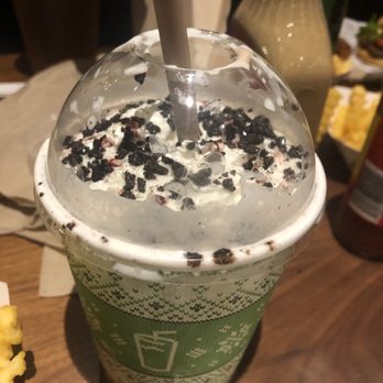 Shake Shack Pinecrest - Burgers Near Me - Orange Village, Ohio