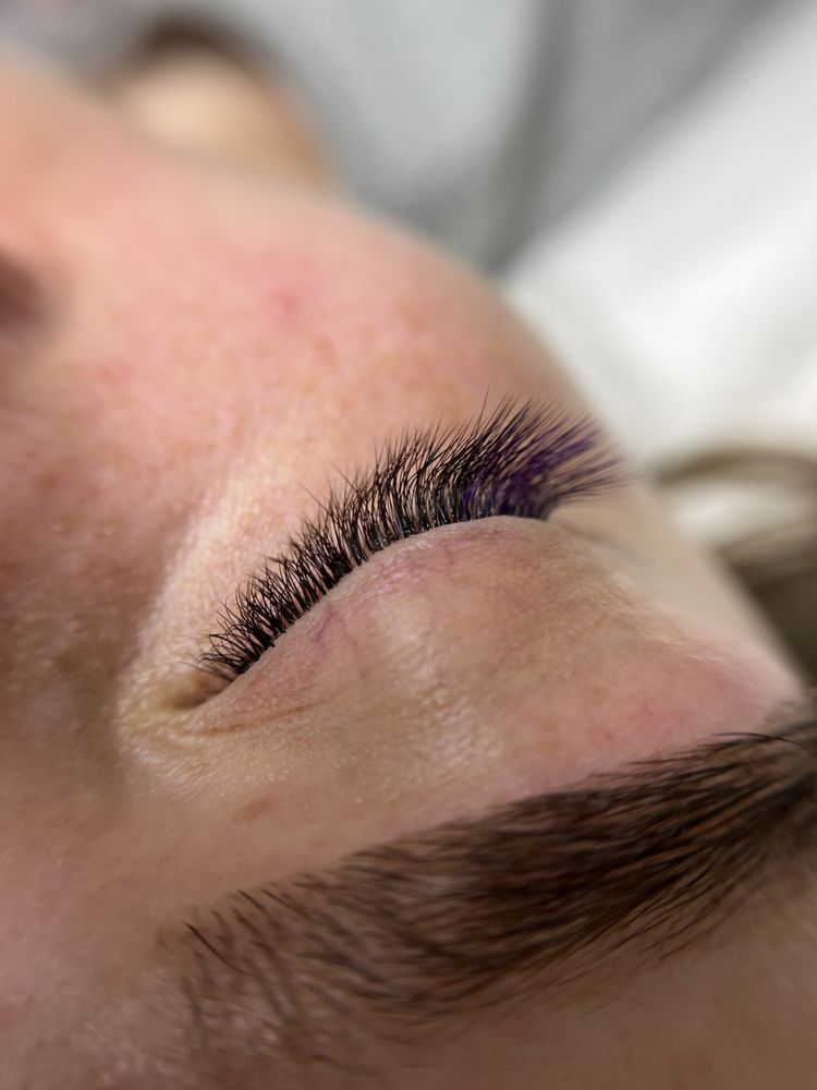 Svetlana Lash & Brow Logo