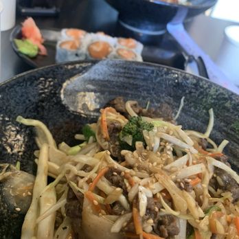 O Sushi - Beef yaki udon, Salmon Roll in the back there. - Sushi Bars Near Me - Toronto, Ontario