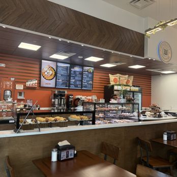 Mecatos Bakery & Café - Bakeries Near Me - Apopka, Florida