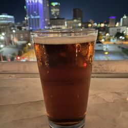 Agāsi 7 Rooftop Bar and Kitchen