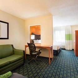 Fairfield by Marriott Inn & Suites Champaign