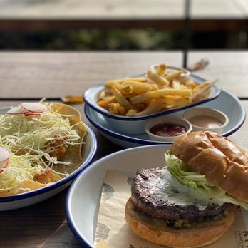 Handline - Fish tacos, burger + fries - Seafood Near Me - Sebastopol, California