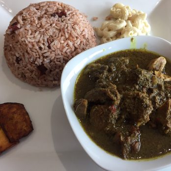 Xaymaca Restaurant - Amazing goat curry with sad rice - Caribbean Near Me - Brampton, Ontario