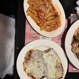 Veal Parmigiana and Seafood Fra Diablo... yum! Veal Parmigiana and Seafood Fra Diablo... yum!