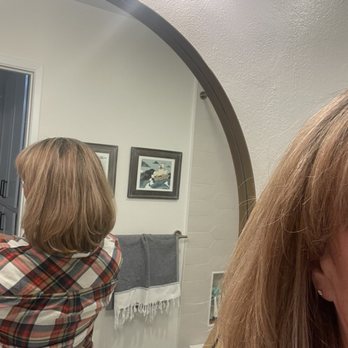 Salon Dione - Post salon hair perfection - Hair Salons Near Me - Los Angeles, California Salon Dione - Post salon hair perfection - Hair Salons Near Me - Los Angeles, California