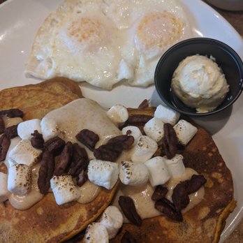 Cafe Madison - Pumpkin pancakes - Breakfast & Brunch Near Me - Albany, New York