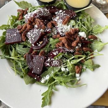 Blue Mingo Grill - Beet Salad - American Near Me - Cooperstown, New York