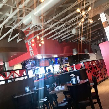 Torchy's Tacos - sitting area and bar - Tex-Mex Near Me - Fishers, Indiana