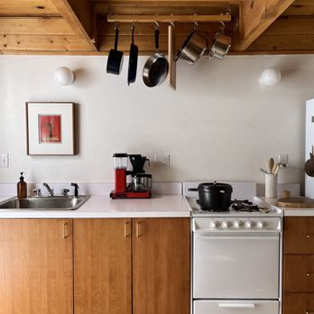 Kind Cabineer Property Management - Property Management Near Me