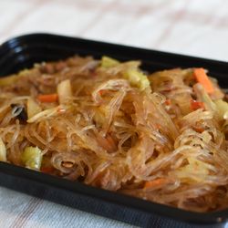 Sweet Veggie - West Covina - Stir-Fried Glass Noodle (spicy)
This item is not served daily, only when it is on Chef's bento menu.