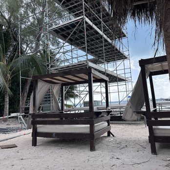 Aquaworld Cancún - Beach club under construction - Scuba Diving Near Me - Cancún, ROO