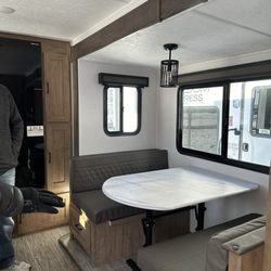 Rona RV
