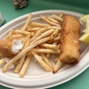 Avalon Seafood - Fish and chips meal - Fish & Chips Near Me - Avalon, California Avalon Seafood - Fish and chips meal - Fish & Chips Near Me - Avalon, California