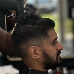 GROOMED by Haye - Shave fade top cut with shears/scissors
