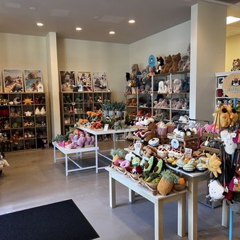 Jini Mini - Toy Stores Near Me - Tustin, California