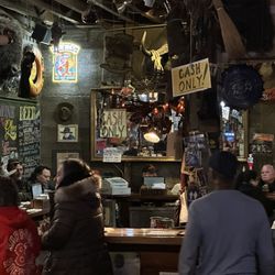 Warehouse Cafe - They ONLY take cash. There are at least 100 signs that say so.