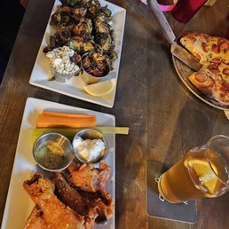 Wings, Brussel sprouts & pizza