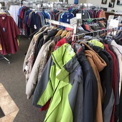 Designs In Thread - Show room samples to outfit your staff.
