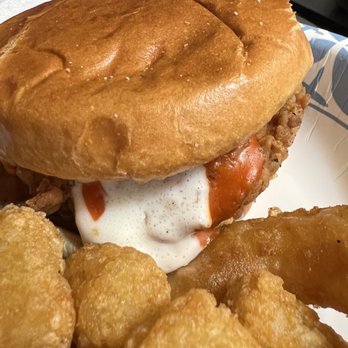 Buffalo Wild Wings - Buffalo chicken sandwich with ranch and tater tots and onion rings - American Near Me - Centerville, Ohio