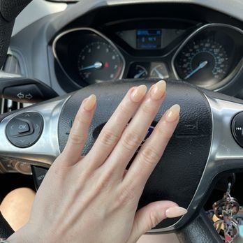 Glow Nails Salon - Nail Salons Near Me - Chicago, Illinois
