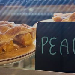 Jill's Cafe - Fresh Peach Pie