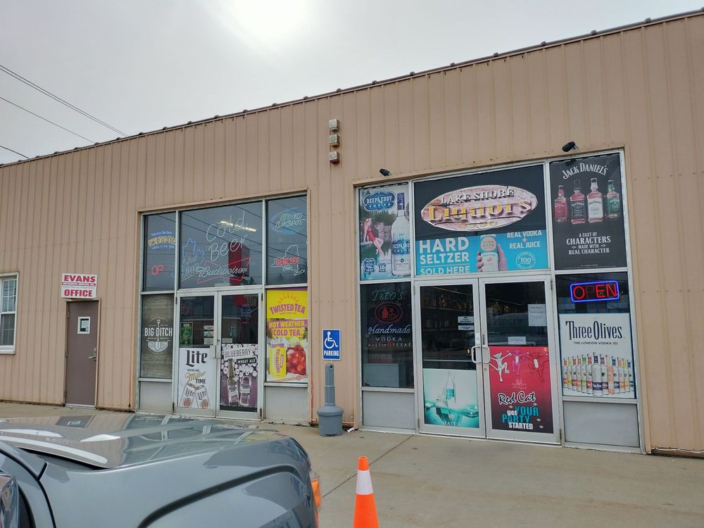 Lake Shore Liquors Logo