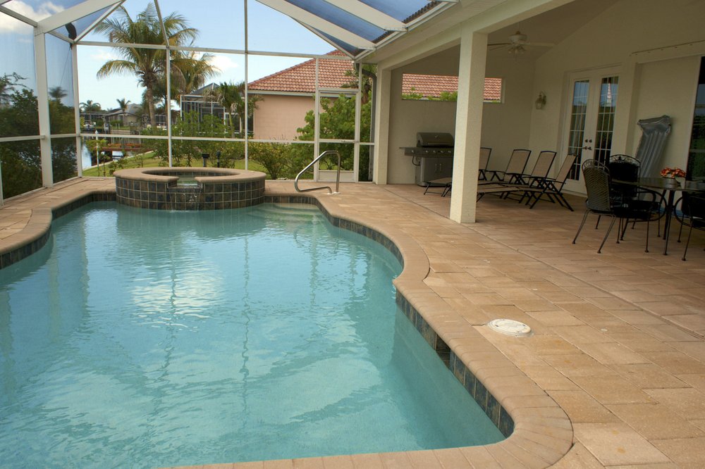 Rose Pools doing business as Sierra Pools Logo