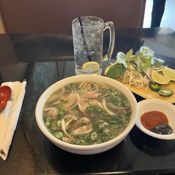 Phở Golden - Rare Steak Pho Noodle Soup.....Spot On! - Vietnamese Near Me - Golden, Colorado