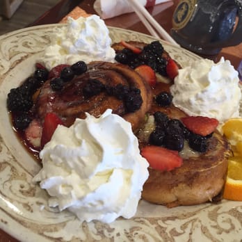 Another Broken Egg Cafe - Breakfast & Brunch Near Me - Miramar Beach, Florida