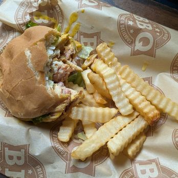 Mount Pleasant Smokehouse - Pulled chicken sandwich with fries - Diners Near Me - Mount Pleasant, North Carolina Mount Pleasant Smokehouse - Pulled chicken sandwich with fries - Diners Near Me - Mount Pleasant, North Carolina