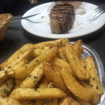 Javi's Restaurant - Bife chorizo l/ New your strip with provenzal fries/chips - Argentine Near Me - San Telmo, C