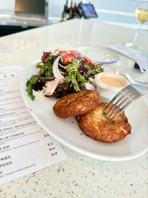 Mia Cafe and Wine Bar by null