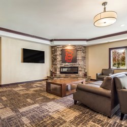 Red Roof Inn & Suites Omaha