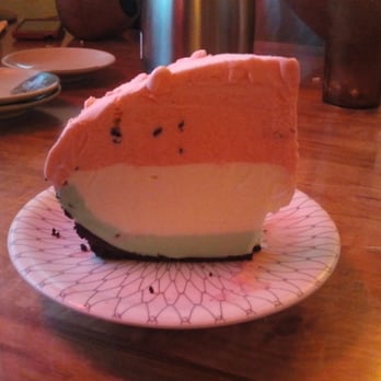 Kuni Restaurant - Our Ice Cream Cake :) - Japanese Near Me - Waipahu, Hawaii Kuni Restaurant - Our Ice Cream Cake :) - Japanese Near Me - Waipahu, Hawaii
