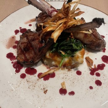 The Bistro Edgewood - Lamb Chops with potatoes au gratin - New American Near Me - Stateline, Nevada The Bistro Edgewood - Lamb Chops with potatoes au gratin - New American Near Me - Stateline, Nevada