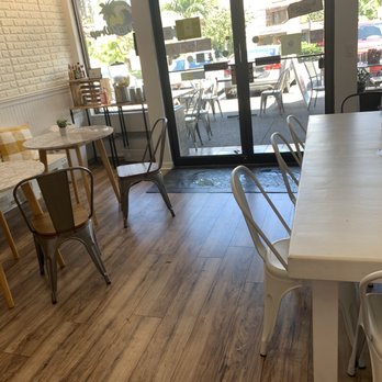 That's A Wrap Maui - Not the best for big groups..cute place to have your coffee:) friendly owner and staff! - Wraps Near Me - Kihei, Hawaii